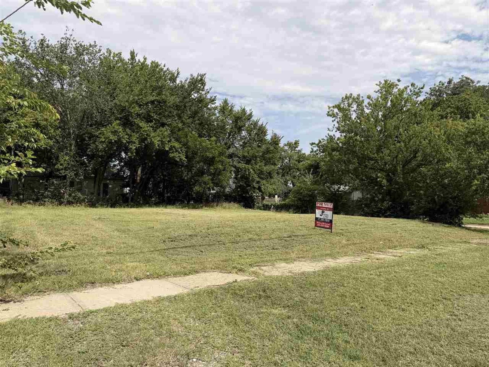 502 SW H Ave, Lawton, OK